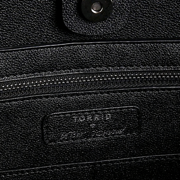 Torrid Betsey Johnson Tote New York Floral - Picture 5 of 6